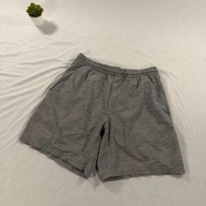 Lululemon Pace Breaker Short 9" Men’s Heathered Grey Yoga Sz M